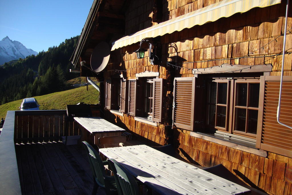 Turner-Huette Villa Heiligenblut Ruang foto